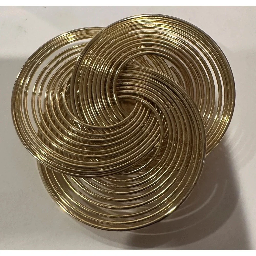 VTG 80s Gold Tone Spiral Coil Circle Brooch Pin Large Modernist Statement Swirl